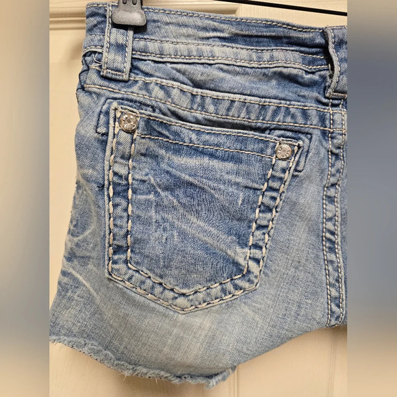 Miss Me Cut-Off Shorts Womens 28 (actual 30x3.5) Blue Denim Cotton Blend Button - Picture 10 of 16